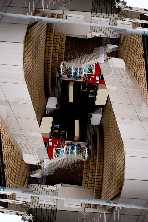 b_building8.jpg